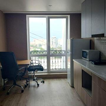 Світлий пров., 14