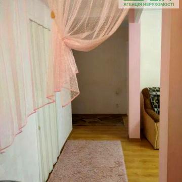 Продається 4-х кімнатна квартира на Попова