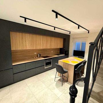 Довгострокова оренда, частина сучасного Будинку, новий ремонт, 120м2