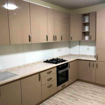 Продаж 2х кім з газовим оплаенням.