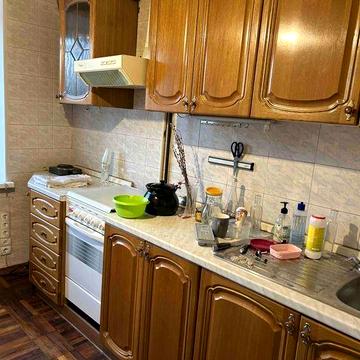 Сдам 3 ком.кв.ФОРТЕЧНАЯ 90А   5.000гр