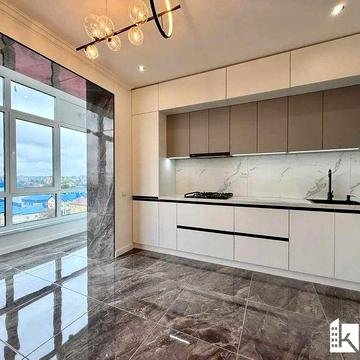 Видова КВ  з ремонтом в обжитій новобудові кухня-студія біля центру