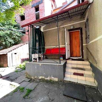 Будинок 106 м кв. два поверхи в парковій зоні (провулок Герцена).