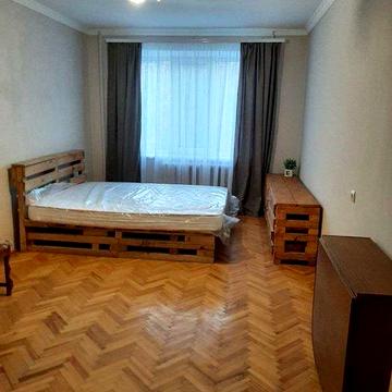 Оренда однокімнатної квартири по вул. Молодіжна 50 Власник