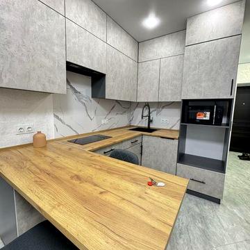 Здається 1 кімнатна в ЖК Мрія