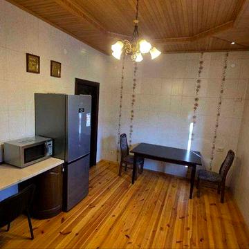 Оренда  БУДИНКУ !В місті.Центр.