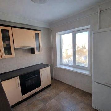 Здам 2-х Енергетиков