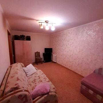 Продам 1-кім на Зодчих 72, гарний стан, меблі, техніка, Борщагівка