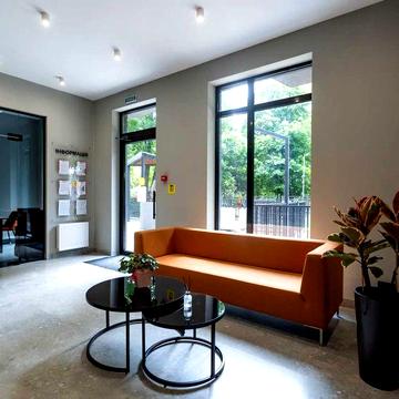 1 кімнатна біля 7 ст.Фонтану з балконом.Без комісії!43 кв.м.-58000 $