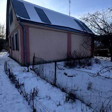 Петрівка будинок зі зручностями біля річки