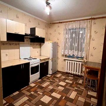 Сдам 2 комн квартиру район Эпицентра