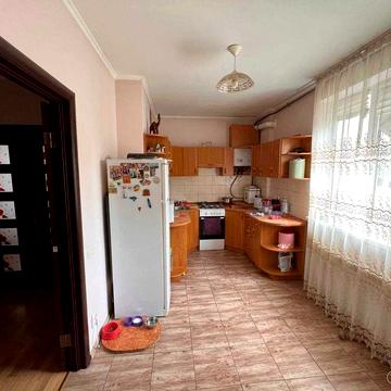 Оренда 3 кімн кв з індивідуал. опаленням по вул. Тополиній