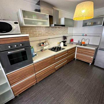 3х комнатная квартира 76кв.м ул. Пограничная ЖК Невский