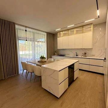 Продаж Будинку з ремонтом в Ходосівці 225м2 на 9.5 соток Басейн ГАЗ!