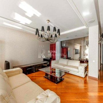 Продаж Квартира 3кім. 129м2 ЖК "Новопечерські Липки" Метро Паркінг ЖК "Новопечерські Липки"