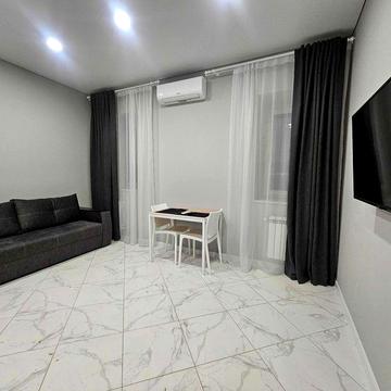 Сдается двухкомнатная квартира в центре города, ул. Свято-Николаевская