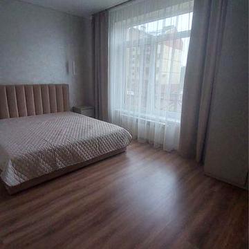 Оренда великоі 1,5 кім квартири