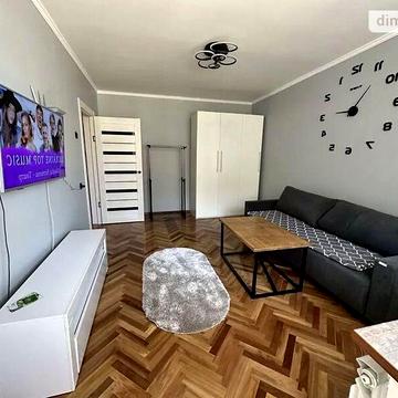 Довгострокова оренда 2к Квартира Кавалерідзе Івана вулиця