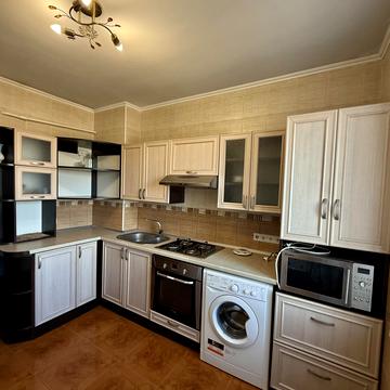 Харківське шосе, 178