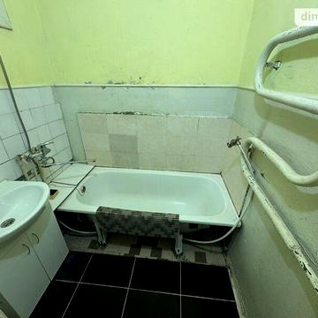 Довгострокова оренда 1к Квартира Яцкова Михайла вулиця