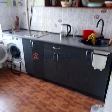 Продам квартиру з ремонтом