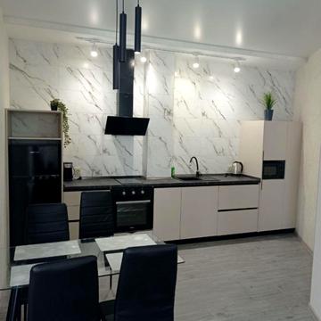 Кухня-студія та спальня на низькому поверсі в ЖК Аквамарин, пляж 2 хвилини