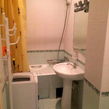 Довгострокова оренда 2к Квартира Старомостова площа