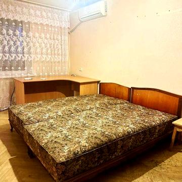 Ілєєнка 7, 10/16, 1к, метро 2-3хвилини пішки Лукянівська