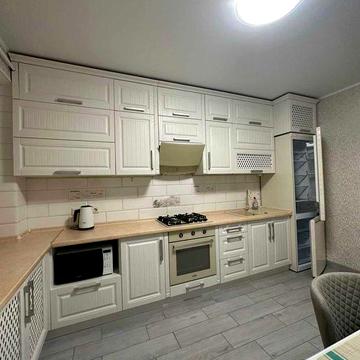 Здається 1 кімнатна квартира біля 5 школи