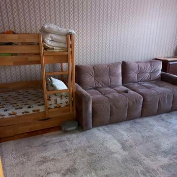 1 кімнатна кв. по вулиці.Космічна