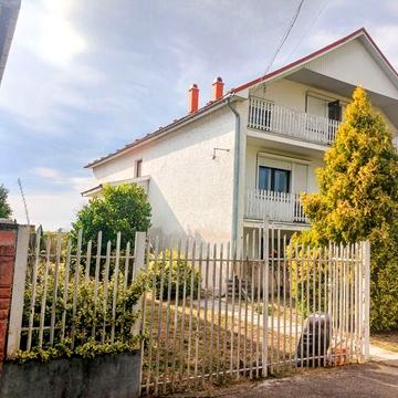 Продаж будинку біля термальних вод Косино