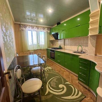 Продам Четырехкомнатную квартиру на Вечернем/Ивана Авраменко.