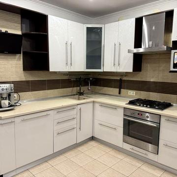 Здам 3-х кімнатну теплу квартиру з безперебійний електропостачанням