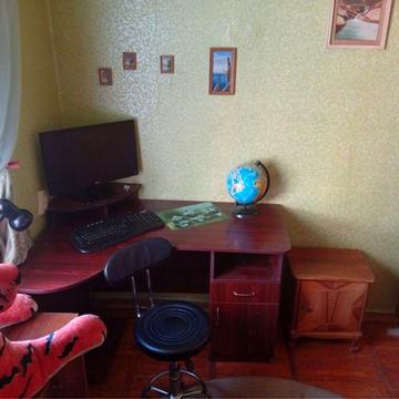 Трехкімнатна квартира біля метро Спортивна ,Левада