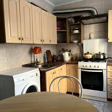 Здам 4-х кімнатну квартиру вул. Річкова, 3 Шевченківський район