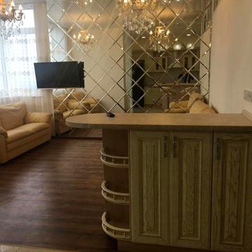 Сдам квартиру от хозяина  французский бульвар стикон