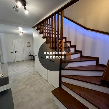 4-кімнатний будинок для комфортного життя — заїжджай і живи