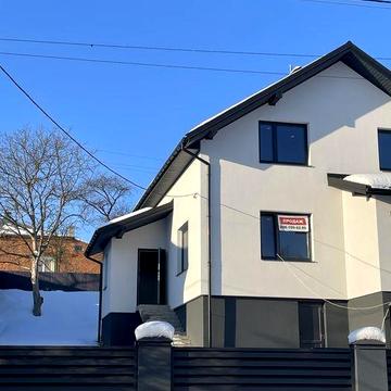 Котедж 96 кв.м, 4 соток, ВСІ КОМУНІКАЦІЇ, с.Зимна вода ЦЕНТР