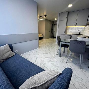 Приміська вул., 22