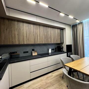 Оренда 3-кім новобудови з євроремонтом!