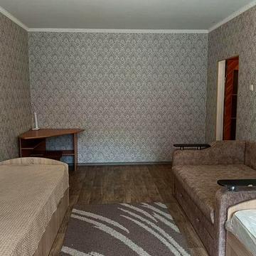 Здається 1но к.кв Мінський масив Бережанська