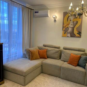 Кадетський Гай вул., 10