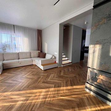 Продається будиок з євроремонтом масив Молодіжний