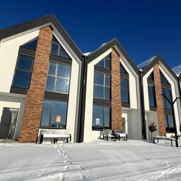 Продаж двоповерхового сучасного Котеджу AURA VILLAGE