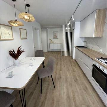 Продається двухкімнатна новобудова ЖК Кришталеве озеро