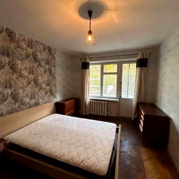 Продам 3-комнатную квартиру Шевченковский район 12-й квартал Купить