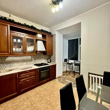 Аренда 3 квартира Соборна Центр