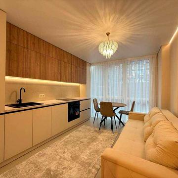 Укомплектована 1-кімнатна квартира біля ТЦ Велес