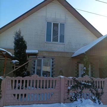 Продам частину будинку.