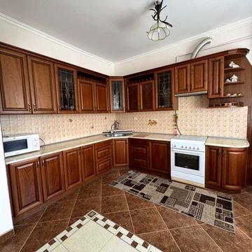 Оренда / Будинок / Будівельна, Муроване